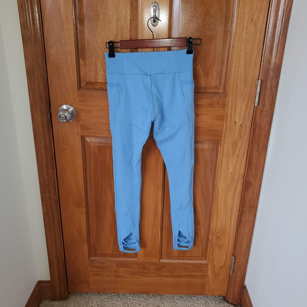 Gymshark Womens POISE Leggings with pockets Malibu Blue Size Small NEW - Picture 9 of 10
